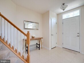 2279 Merseyside Dr in Woodbridge, VA - Building Photo - Building Photo