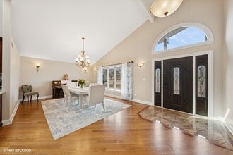 12415 W Martingale Ln in Homer Glen, IL - Building Photo - Building Photo
