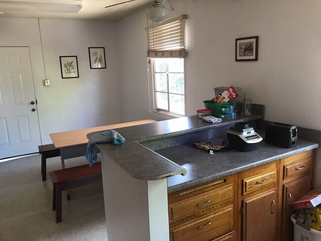 4544 El Cerrito Dr in San Diego, CA - Foto de edificio - Building Photo