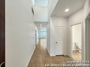 22410 Akin Fawn in San Antonio, TX - Building Photo - Building Photo