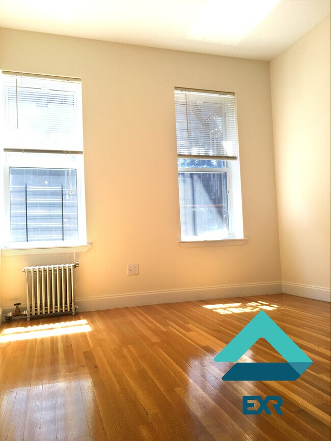 305 Clarkson Ave in Brooklyn, NY - Building Photo - Building Photo