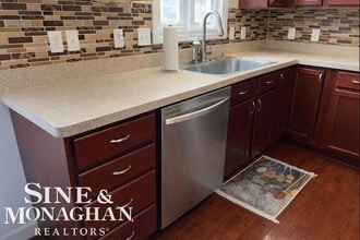 904 Trombley Rd in Grosse Pointe Park, MI - Building Photo - Building Photo