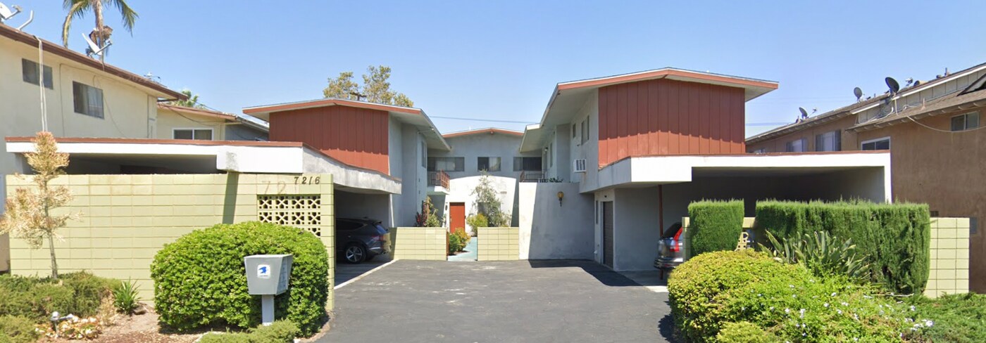 7216 Lotus Ave, Unit #4 in San Gabriel, CA - Foto de edificio