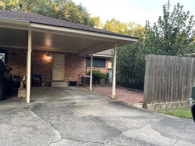 property at 2100 Austin St