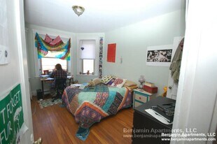 55 Park Dr, Unit 7 in Boston, MA - Building Photo