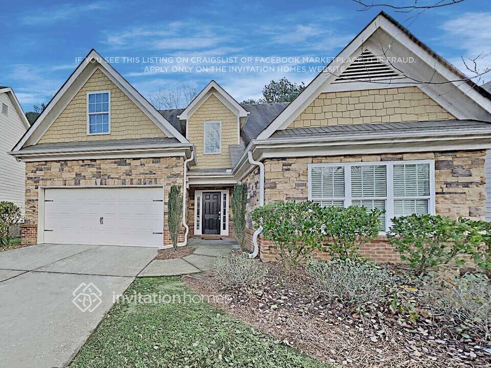 2420 Freemont St in Snellville, GA - Building Photo