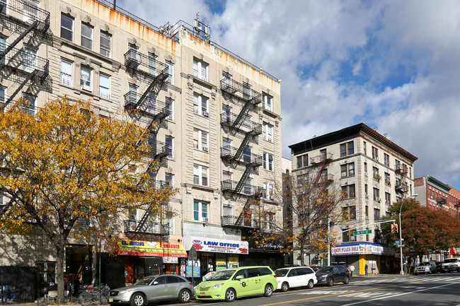 2232 Amsterdam Ave in New York, NY - Building Photo - Building Photo