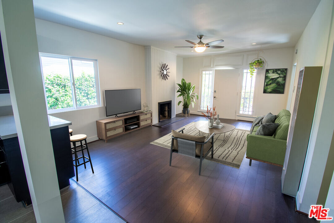 9035 Dicks St in West Hollywood, CA - Building Photo