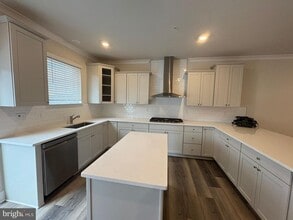 1753 Water Xing Rd in Pikesville, MD - Building Photo - Building Photo