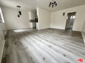 148 Normandie Ave in Los Angeles, CA - Building Photo - Building Photo