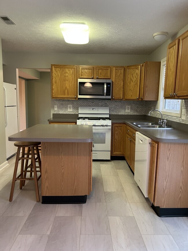 46891 Bryan Rd in Lexington Park, MD - Building Photo - Building Photo