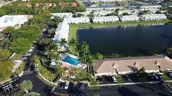 3192 SW 50th St in Fort Lauderdale, FL - Building Photo