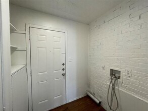 8208 Sam Rayburn Dr in Austin, TX - Building Photo - Building Photo