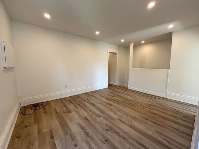 26 Cayuga St in Brantford, ON - Building Photo - Building Photo