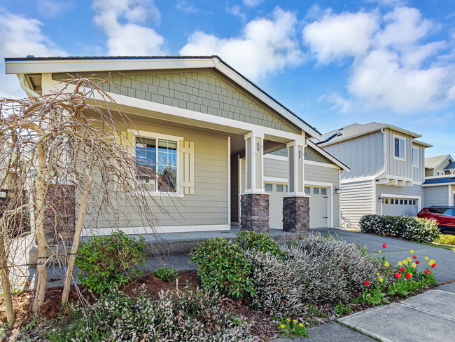 33149 Glacier Ave SE in Black Diamond, WA - Building Photo - Building Photo