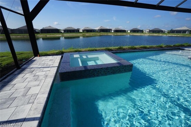 14319 Laguna Spgs Ln in Naples, FL - Building Photo - Building Photo
