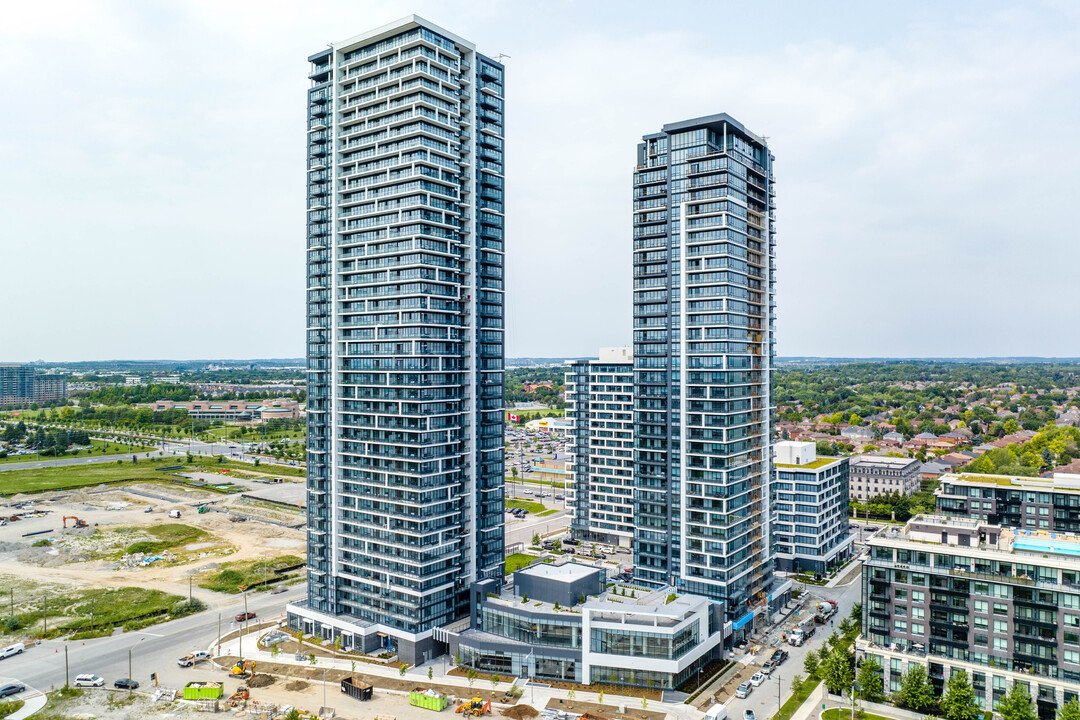 Riverview Condos in Markham, ON - Building Photo