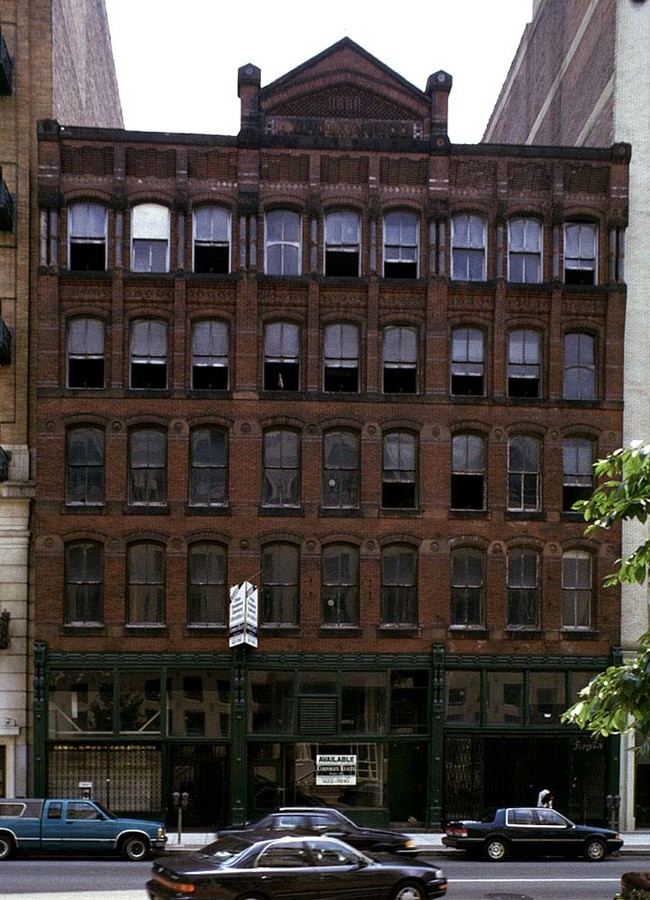 1222 Arch Street in Philadelphia, PA - Building Photo - Building Photo