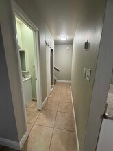 2124 90th Ave in Oakland, CA - Foto de edificio - Building Photo