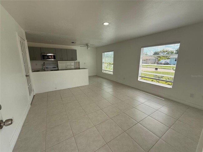 328 N Observatory Dr in Orlando, FL - Building Photo - Building Photo