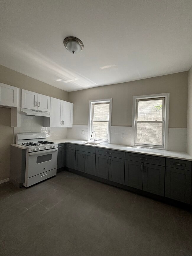 843 S 18th St, Unit 3