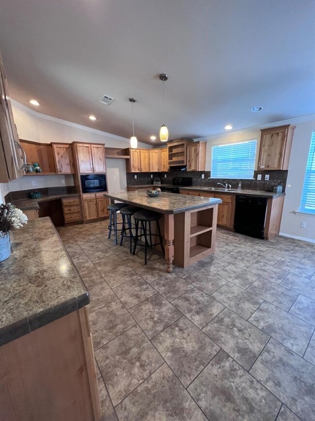 property at 606 Rackler St