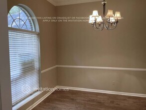 11826 Clearwater Oaks Dr W in Jacksonville, FL - Foto de edificio - Building Photo