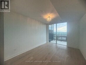 1035-UPC1035 Southdown Rd in Mississauga, ON - Building Photo - Building Photo