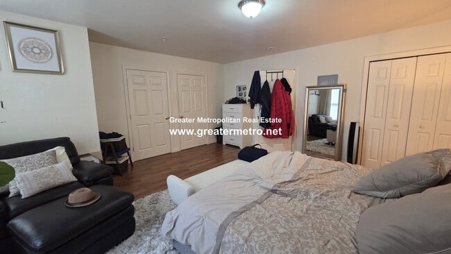 39 Chelsea St, Unit 1, Unit 1