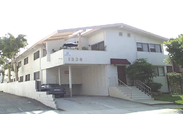 1238 Barry Ave in Los Angeles, CA - Building Photo - Building Photo