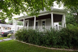 86 Mynderse St, Unit 1 in Seneca Falls, NY - Building Photo - Building Photo