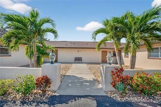 630-636 SE 13th Pl in Cape Coral, FL - Building Photo - Building Photo