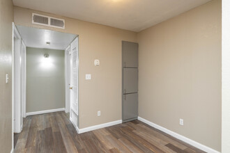 Southview in El Paso, TX - Building Photo - Interior Photo