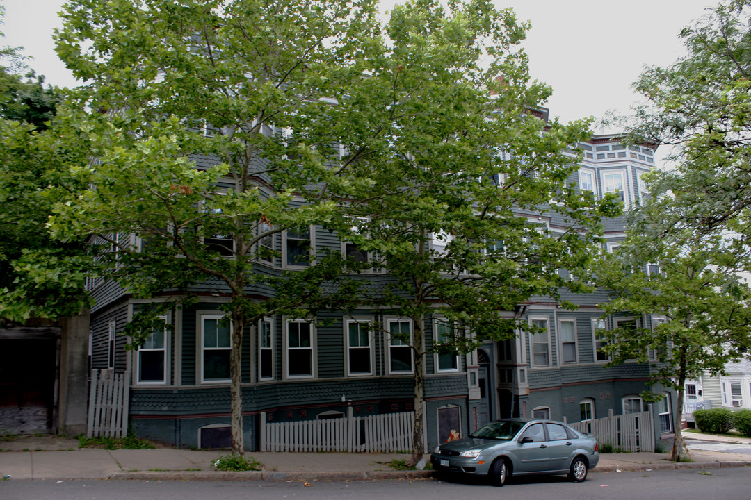 156 School St in Somerville, MA - Foto de edificio