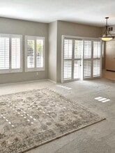 821 Glacier Peak Ln in Las Vegas, NV - Building Photo - Building Photo
