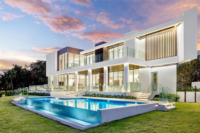 503 Palm Dr in Hallandale Beach, FL - Building Photo - Building Photo