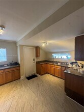 877 SW 2nd St in Miami, FL - Building Photo - Building Photo
