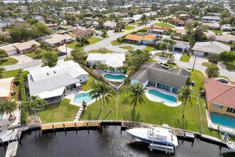 999 SE 6th Terrace in Pompano Beach, FL - Building Photo - Building Photo