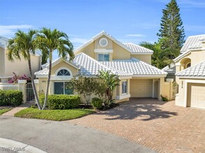 28712 Carmel Way in Bonita Springs, FL - Building Photo - Building Photo