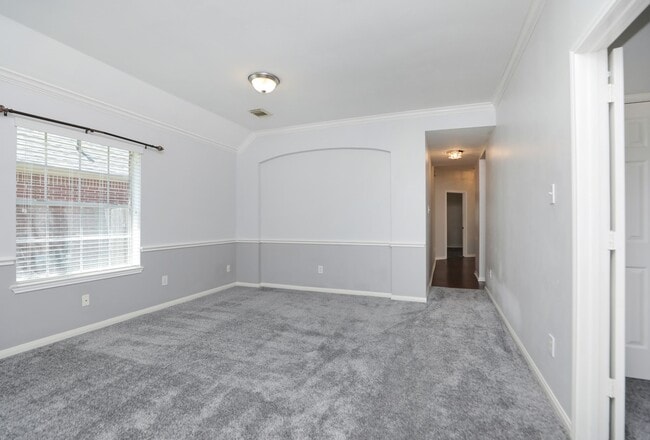 3326 Appleton Dr