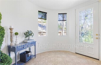 33422 Scarborough Ln in Temecula, CA - Building Photo - Building Photo