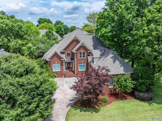property at 121 Tidewater Dr