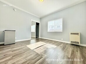 2422 Venice Blvd. in Los Angeles, CA - Foto de edificio - Building Photo