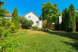 6 Bellingham Pl in Ottawa, ON - Building Photo - Building Photo