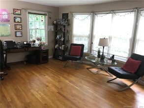 19 Village View Ln in Farmington, CT - Building Photo - Building Photo