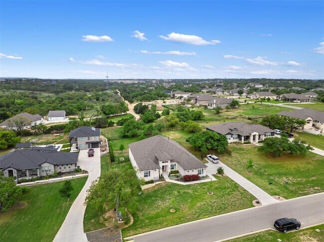 108 Sierra Mosca Trl in Liberty Hill, TX - Building Photo - Building Photo