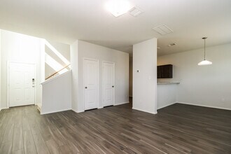 1001 Rice Dr in Bryan, TX - Building Photo - Building Photo