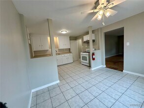 1024 Amherst St in Buffalo, NY - Building Photo - Building Photo