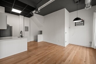 435 N Washington Ave in Royal Oak, MI - Building Photo - Building Photo