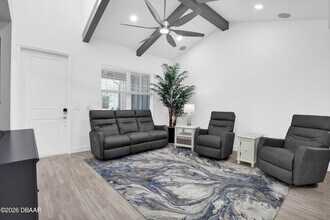 243 Hang Loose Wy in Daytona Beach, FL - Building Photo - Building Photo